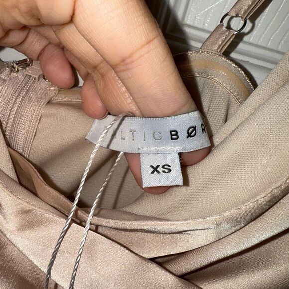 Baltic Born Champagne Silky Cowl Neck Ruched Slit Formal Holiday Dress XS NWT - Picture 7 of 9